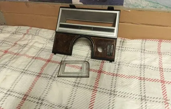 Lincoln Continental Panel trim