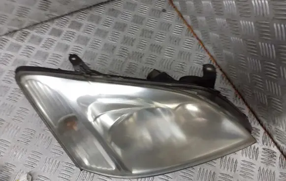 Toyota Corolla E120 E130 Headlight/headlamp 81130-02150