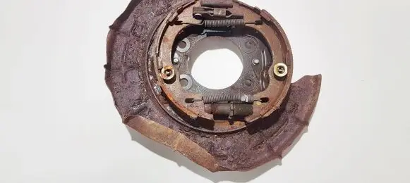 KIA Ceed Handbrake/parking brake pads 