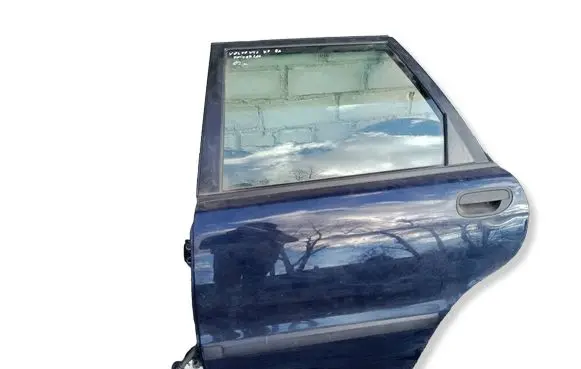 Volvo S40, V40 Rear door 