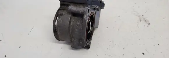Volkswagen PASSAT B6 Throttle valve 03G128063A