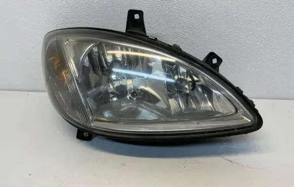 Mercedes-Benz Vito Viano W639 Headlight/headlamp 24670400