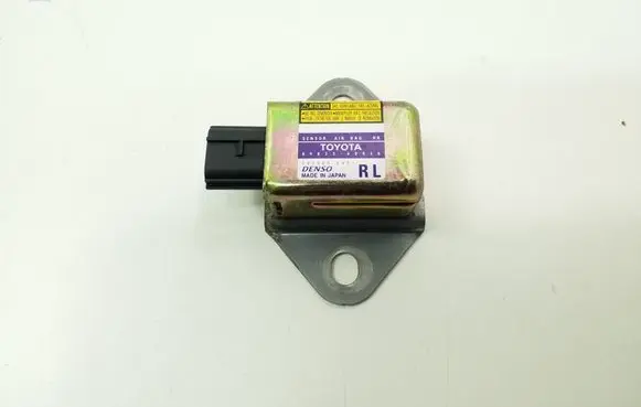 Toyota Land Cruiser (J120) Airbag deployment crash/impact sensor 8983360010