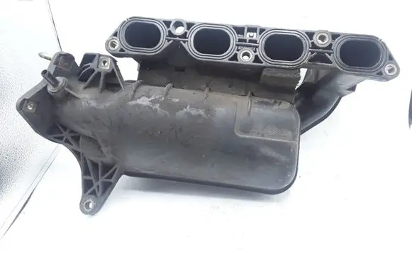 Toyota RAV 4 (XA20) Intake manifold NOCODE