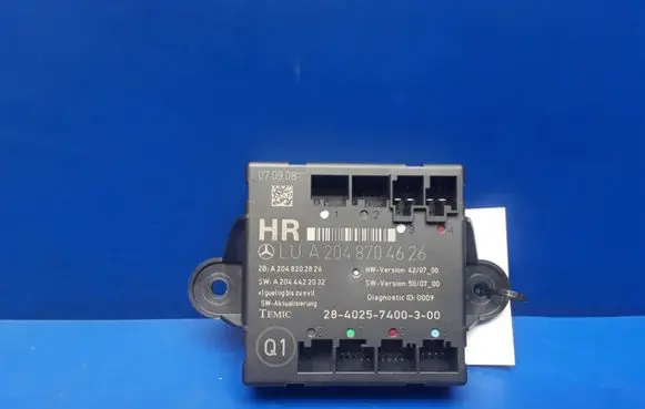 Mercedes-Benz C W204 Door control unit/module A2048704626 A2048202826 A2044422032