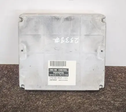 Toyota Prius (XW20) Engine control unit/module 8966147170 2751009521