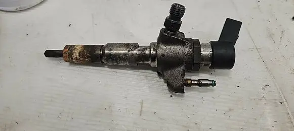 Ford Mondeo MK IV Fuel injector 50274V05 9674973080