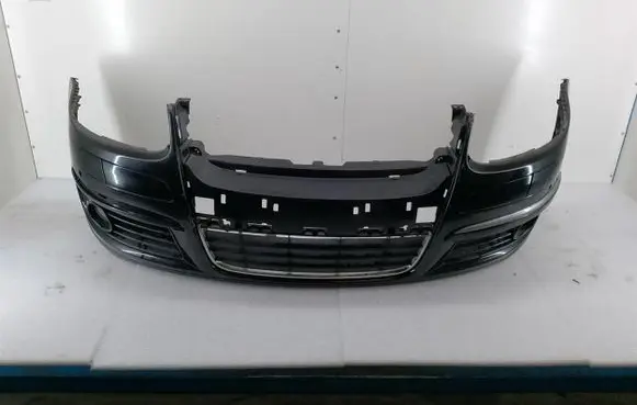 Volkswagen Jetta V Front bumper