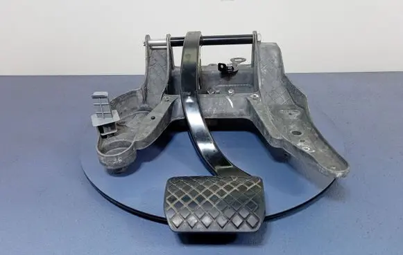 Audi Q7 4L Accelerator throttle pedal 7L0723142D