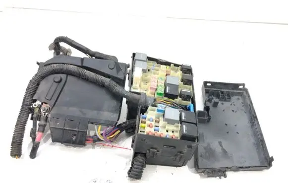 Ford Focus Fuse box set BV6T14K733BMC