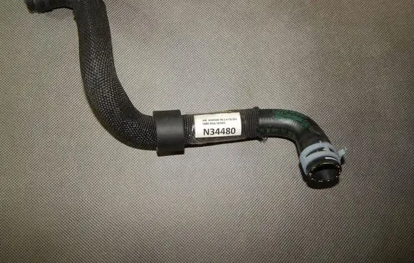 Volkswagen Sharan Engine coolant pipe/hose 7N0122063B