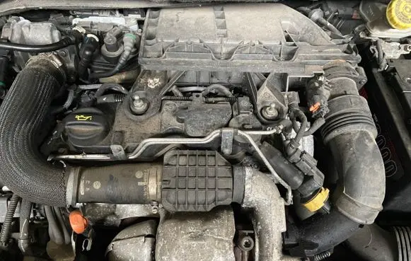 Peugeot 208 Engine 8HR