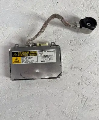Porsche 911 997 Headlight ballast module Xenon 99763118300 3900016368