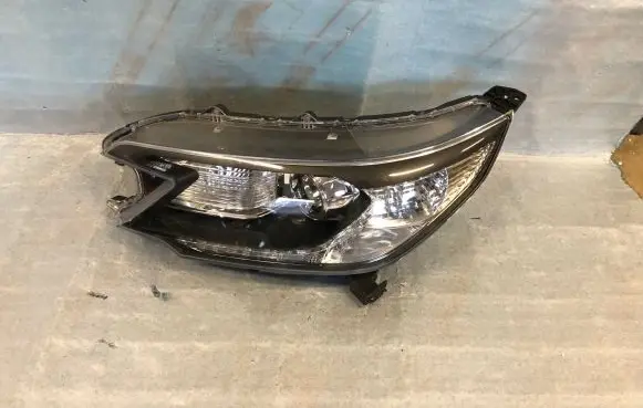 Honda CR-V Headlight/headlamp