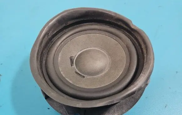 Skoda Octavia Mk3 (5E) Front door speaker 5E0035411D IMPRK1557650