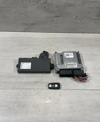 Engine ECU kit and lock set