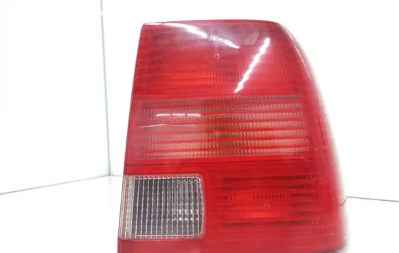 Volkswagen PASSAT B5 Rear/tail lights 3B5945096F 3B5945257