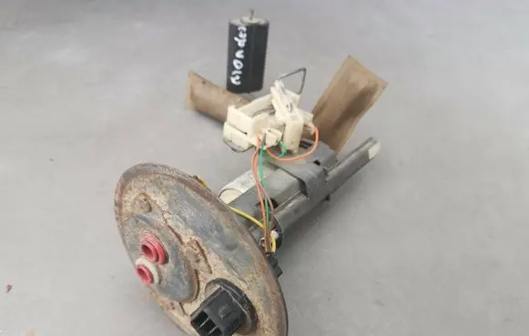 Ford Mondeo MK II In-tank fuel pump