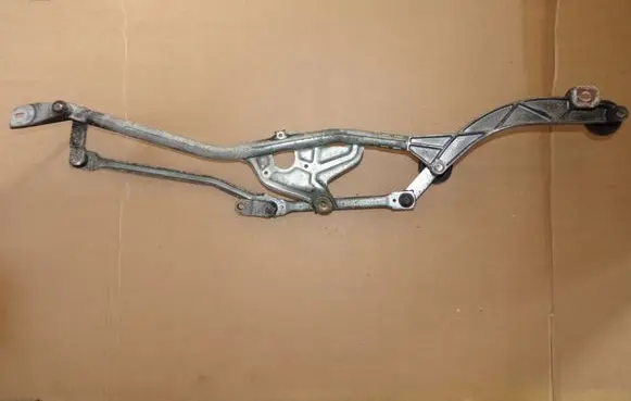 Mercedes-Benz E W211 Front wiper linkage 