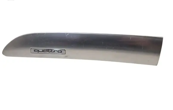 Dashboard glove box trim