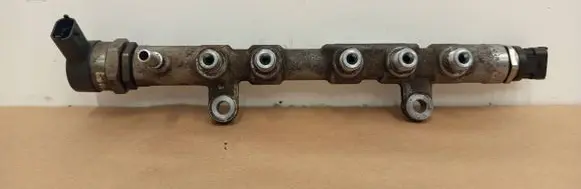 Land Rover Discovery Sport Fuel main line pipe G4D39D280AA 0445214332 003303