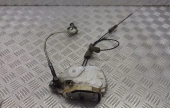 Honda Civic Front door lock 72151-SMG-G0