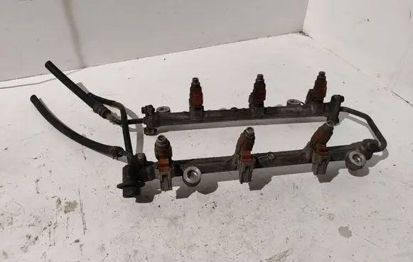 Mitsubishi Galant Fuel injectors set CDH210 731976N