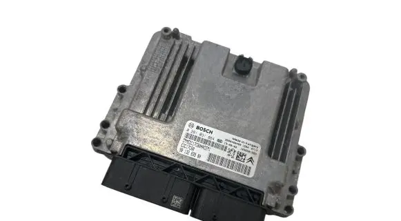 Peugeot 3008 II Engine control unit/module 9806460480 9813283980 0281031864