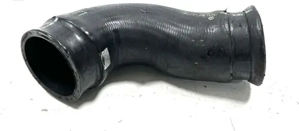 Audi A4 S4 B7 8E 8H Intercooler hose/pipe 8E0145837G 8E0145837
