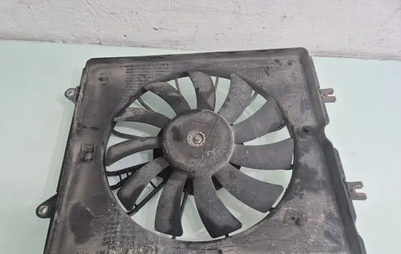 Honda CR-V Electric radiator cooling fan 