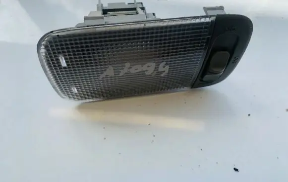 Subaru Legacy Rear seat light