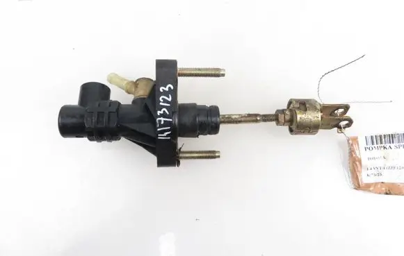 Toyota Corolla E120 E130 Clutch master cylinder 