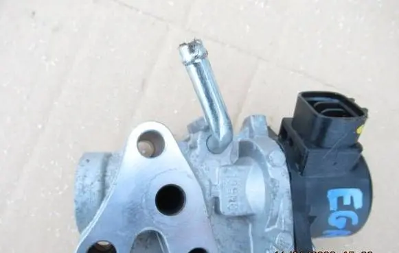 Citroen C1 EGR valve 13BN0