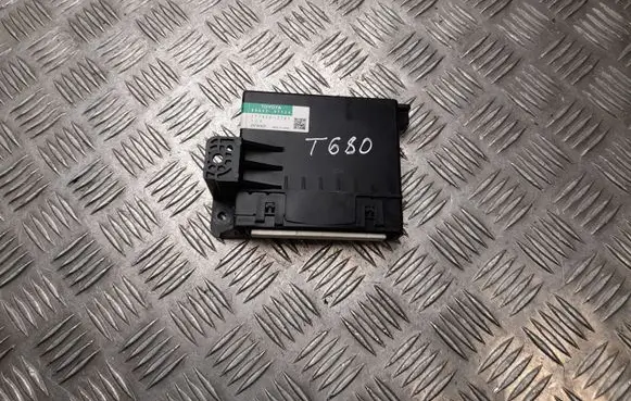 Toyota Prius+ (ZVW40) Other control units/modules 8865047124