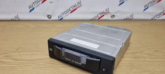 BMW 5 E60 E61 CD/DVD changer 6938975