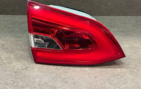 Peugeot 308 Tailgate rear/tail lights 9678098080