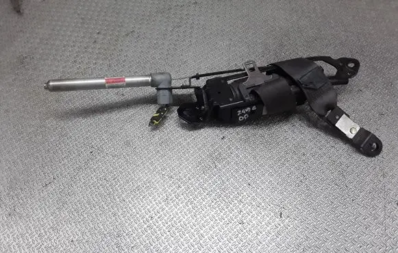 Volvo S80 Front seatbelt