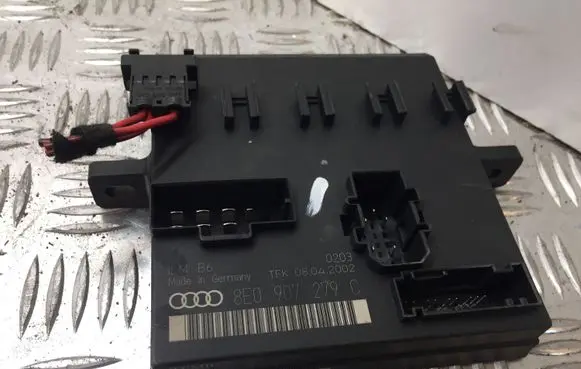 Audi A4 S4 B6 8E 8H Comfort/convenience module 8E0907279C 5264