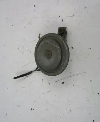Volkswagen Golf IV Horn signal 