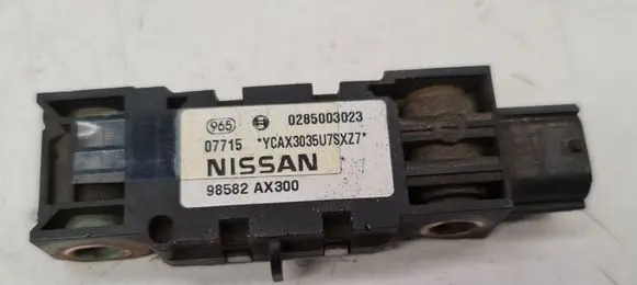 Nissan Micra Airbag deployment crash/impact sensor 0285003023 98582AX300