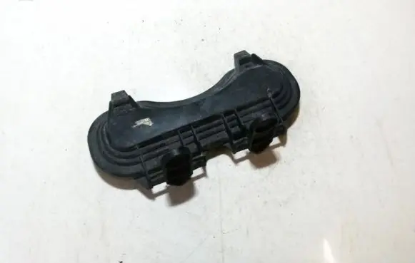 Renault Espace III Headlight/headlamp dust cover