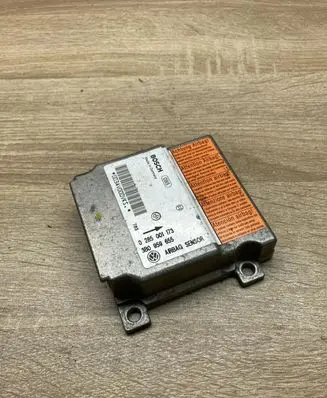 Volkswagen PASSAT B5 Airbag control unit/module 3B0959655 0285001173