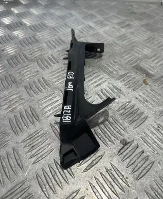 Seat Ibiza IV (6J,6P) Front bumper mounting bracket 6j0807184