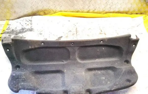Toyota Avensis T270 Other trunk/boot trim element 8479105060c2 84791-05060-c2