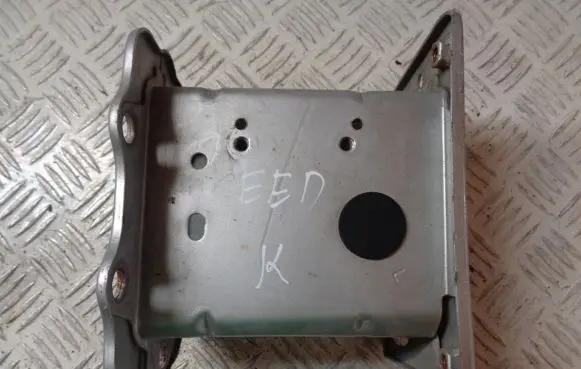 KIA Ceed Front bumper shock/impact absorber 