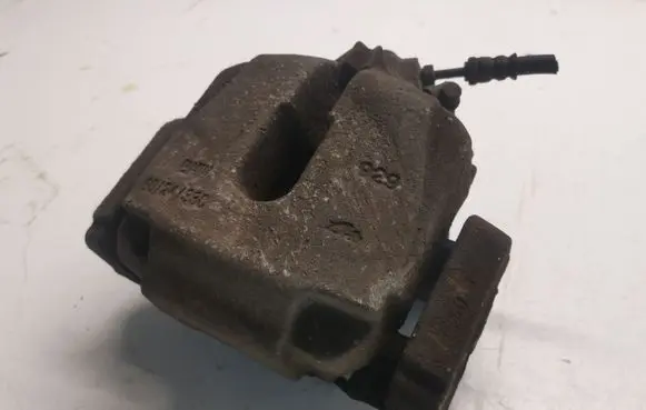 BMW 5 F10 F11 Front brake caliper
