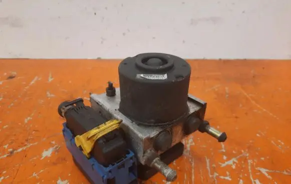 Opel Agila A ABS Pump 5WK84118