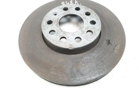 Volkswagen Touran I Front brake disc