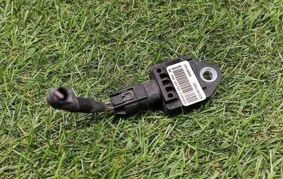 Porsche Panamera (970) Airbag deployment crash/impact sensor 97061822500 FD93DE13DD 130520111843