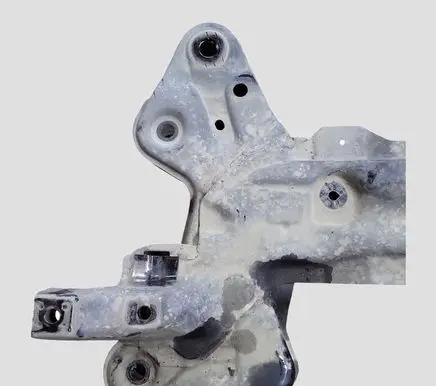 Peugeot 208 I Front subframe